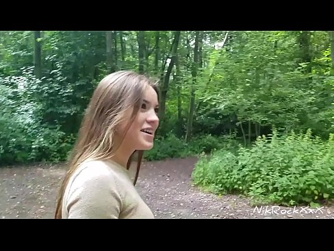 ❤️ Suxerinlle a Evelina que fodemos nun lugar público! Ela dixo que si. Entón fodiuna no cu e corme na súa boca. Entón ela cabreouse. ❌ Follar en nós