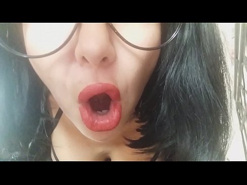 ❤️ Querida, a túa madrastra non te deixa ir hoxe á escola... necesitote demasiado... ❌ Follar en nós